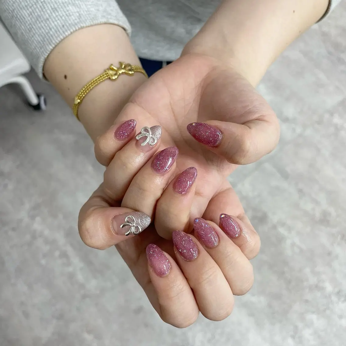 ネイル リボン ハンドネイル Bianca川越西口 KITAZAKI🫧のネイルデザイン