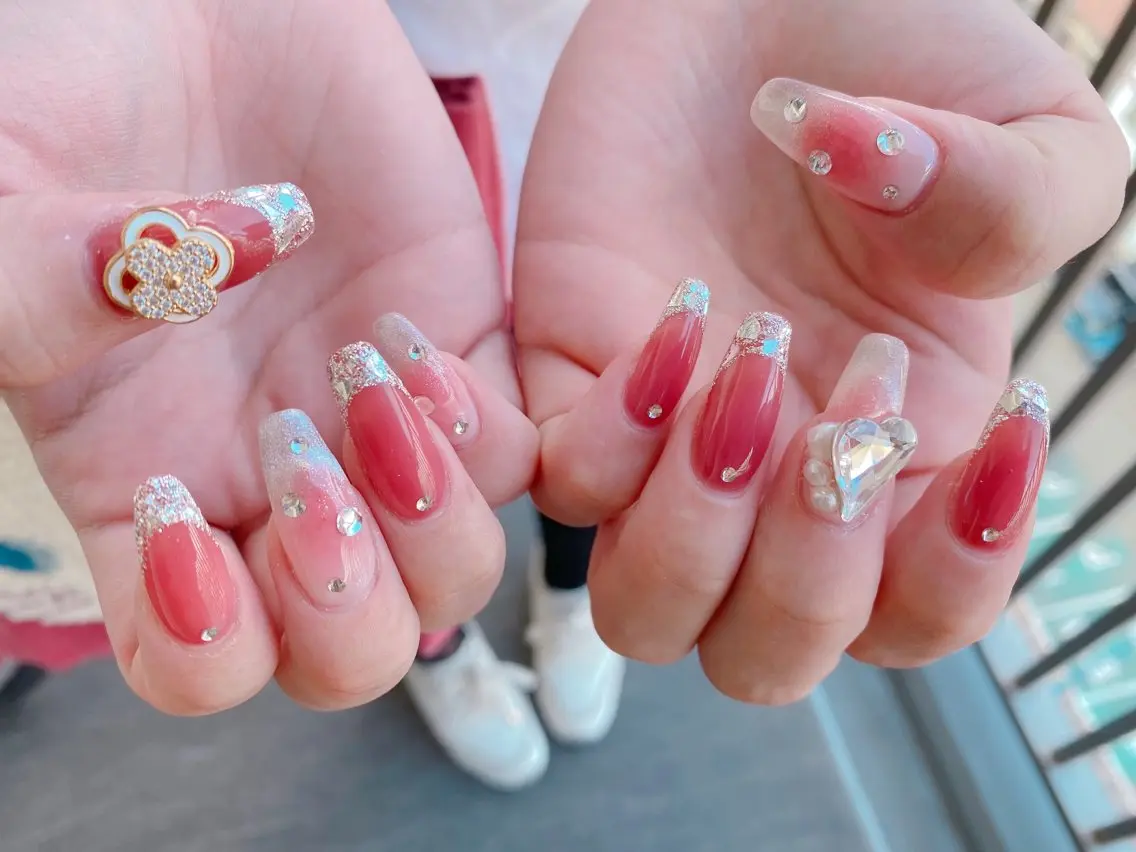 🎀ミニモ限定🎀 チップ長さだし💖持ち込みOKやり放題✨豪華無制限パーツつけ放題🤤¥17,980の写真