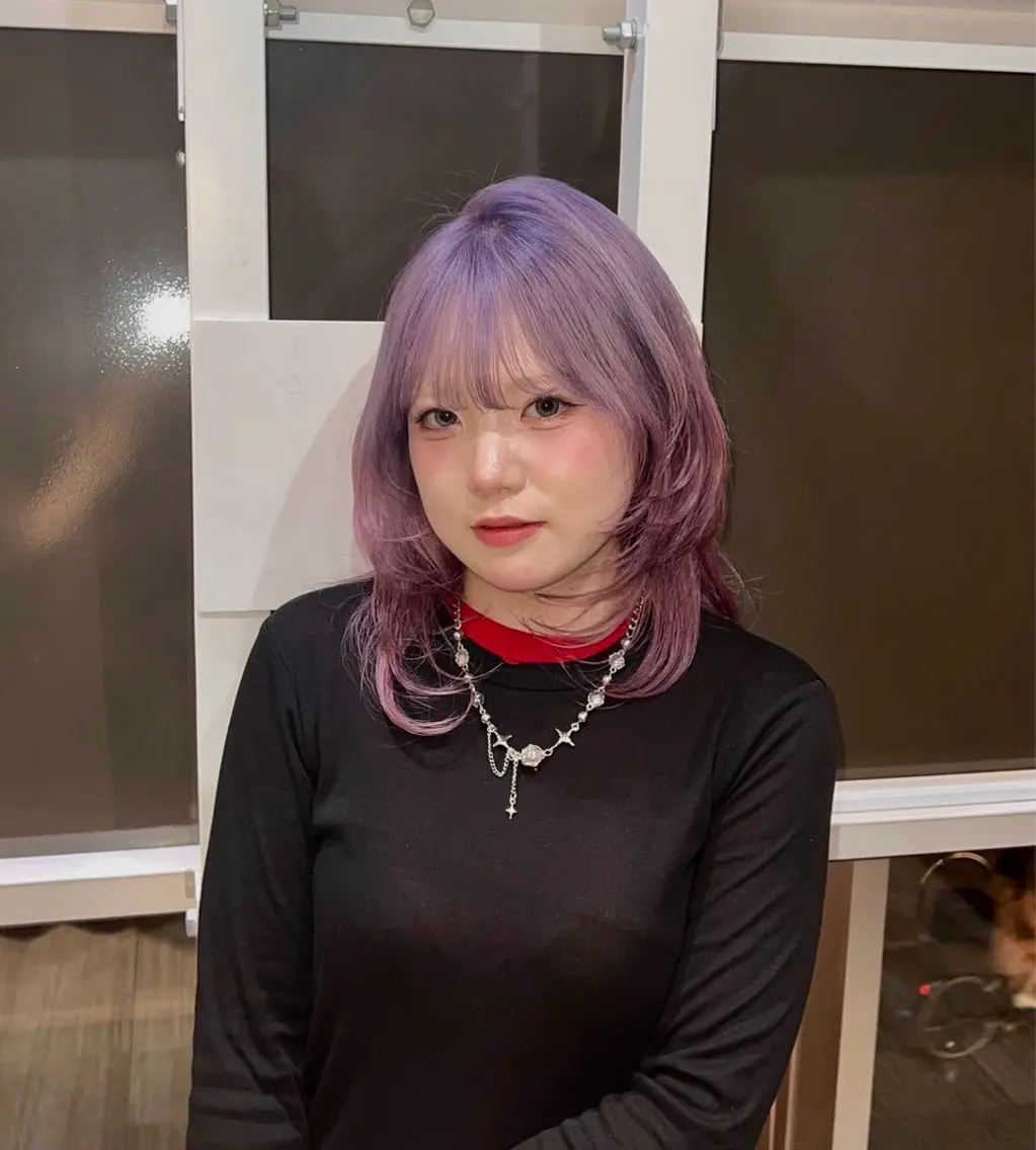 セミロング カラー 透明感カラー デザインカラー グラデーションカラー ピンクカラー ヘアカラー トリートメント Will/ ワカバのヘアスタイル