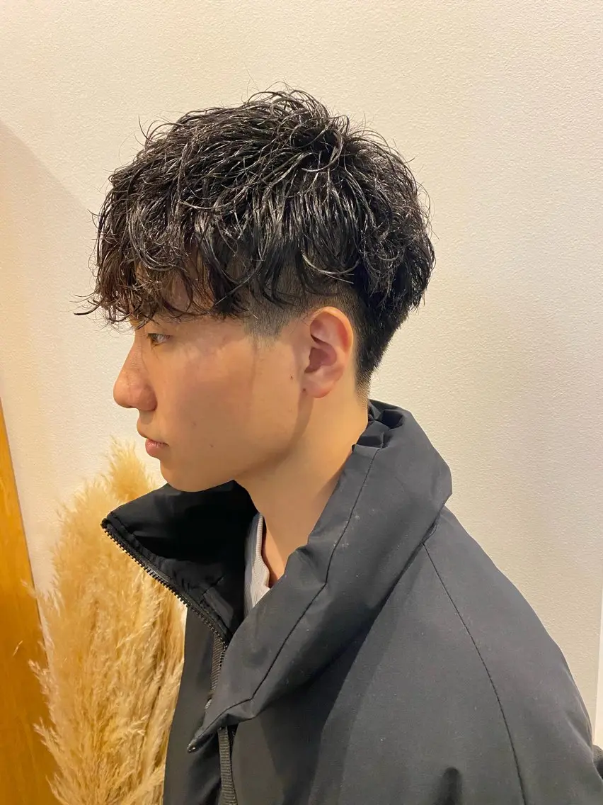 メンズカット+骨格補正×好印象のスパイラルパーマの写真