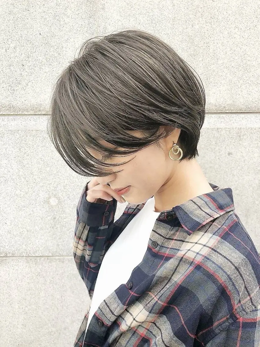 ショート 飯塚新 🌱カットモデルのヘアスタイル