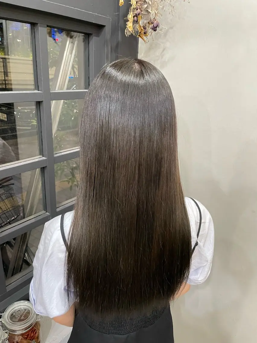 ロング アッシュ ヘアカラー ヘッドスパ ✨レディースカット モデル募集✨イブキのヘアスタイル