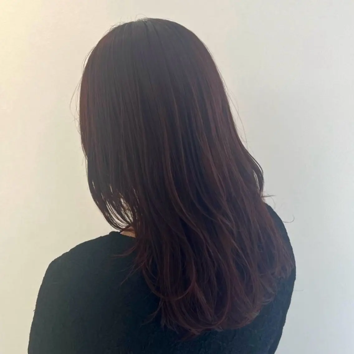 ロング カラー 加美山 芽衣のヘアスタイル
