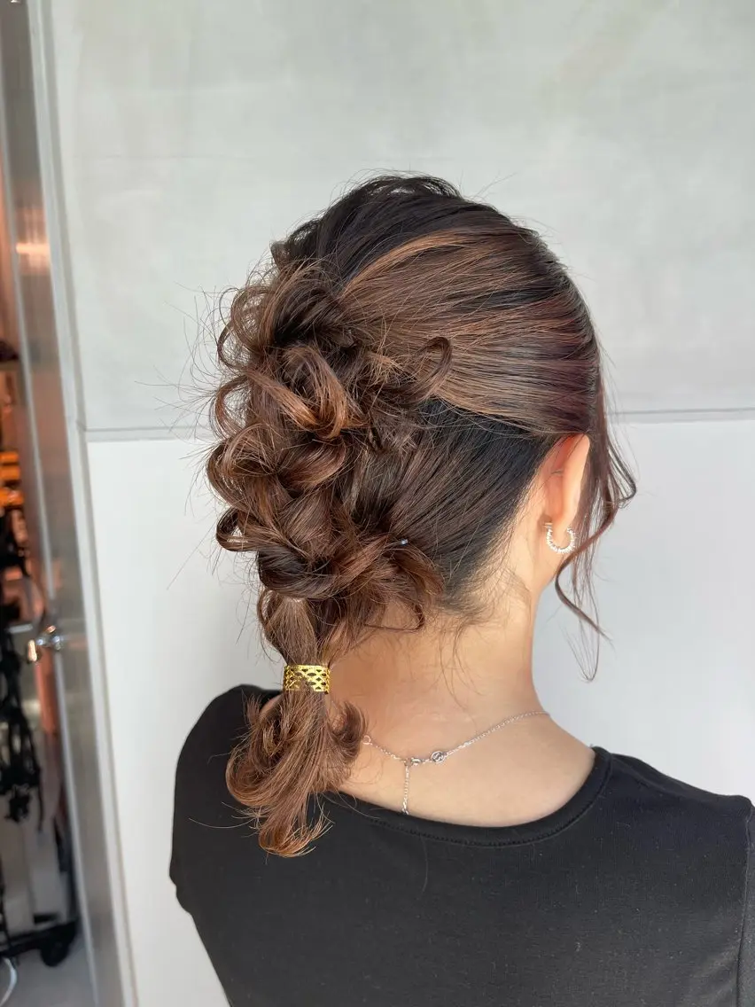 ヘアアレンジ 結婚式・ブライダル 卒業式のヘアスタイル ヘアセット charm《銀座》 ヘアセット/縮毛矯正のヘアスタイル