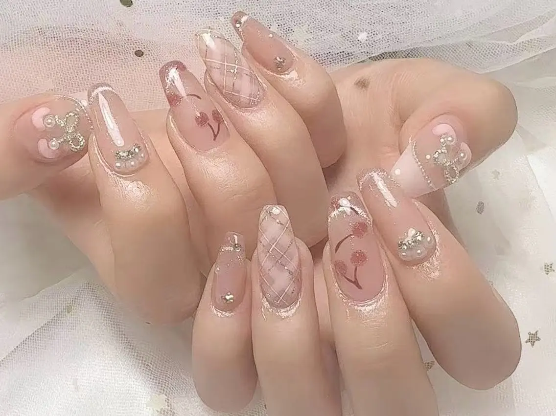 ネイル ジョリ kasumi🌹💅のネイルデザイン