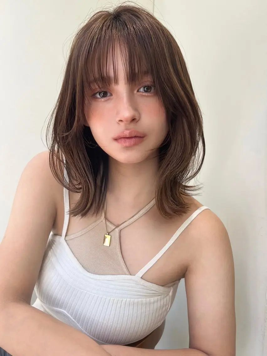 ミディアム カラー ベージュカラー ブリーチ ブラウンカラー ハイライトカラー ハイライト カット ヘアカラー 小顔ボブ jilblanカホのヘアスタイル