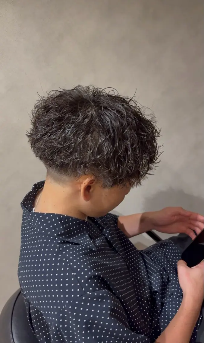 ショート パーマ メンズ カット パーマ 鈴木 大和のヘアスタイル