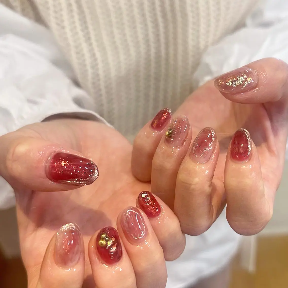 ネイル ボルドー . .のネイルデザイン