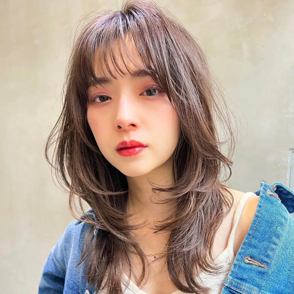 ミディアム カラー パーマ ヘアアレンジ メンズ キッズ ネイル マツエク・マツパ アイブロウ 丁寧なカウンセリング 🌿Chiemi🌿のヘアスタイル