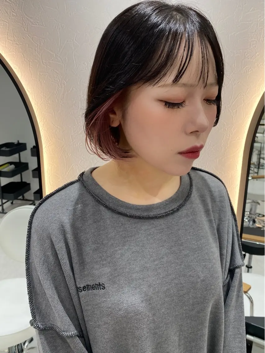 ショート カラー ブリーチ ダブルカラー インナーカラー ピンクカラー ボブ -福岡博多筑紫口- 大津成美のヘアスタイル