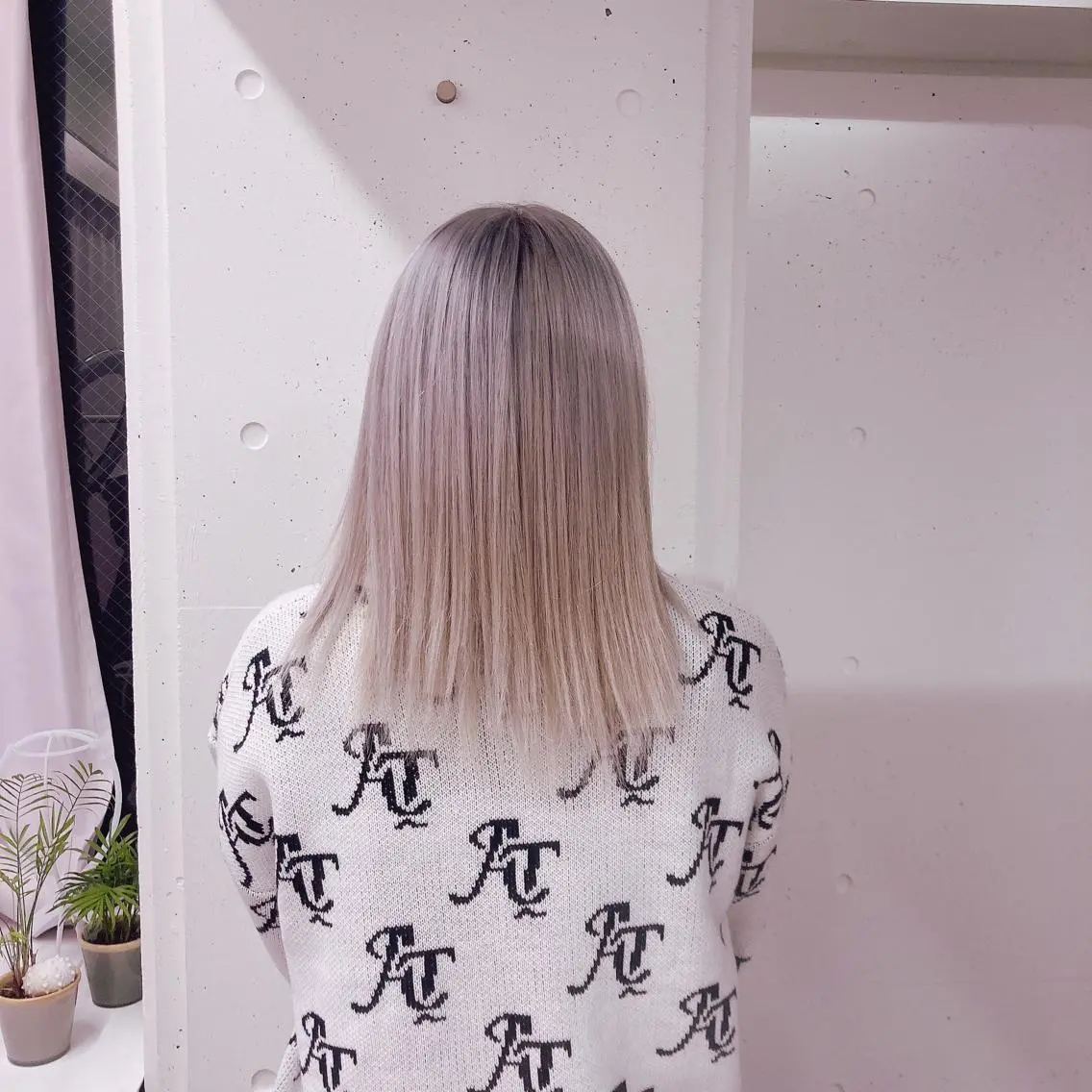 セミロング カラー ベージュカラー ホワイトベージュ カット ヘアカラー 🦄💒💓齎藤 七海子🦄💒💓の眉毛・アイブロウイメージ