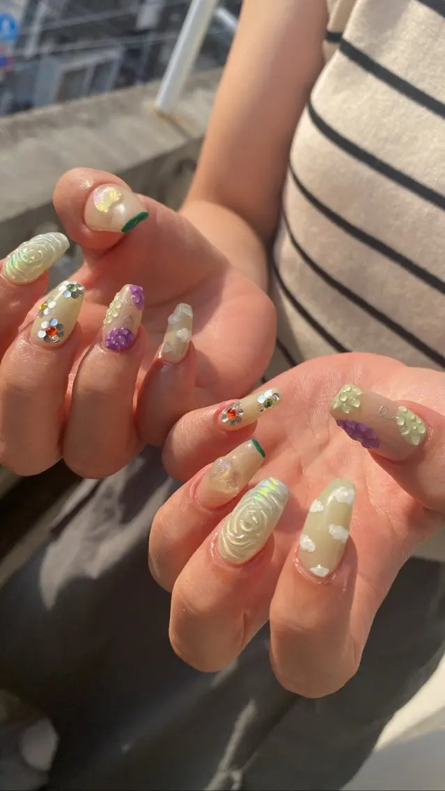 ロング カラー ネイル tetty nailsalonのネイルデザイン
