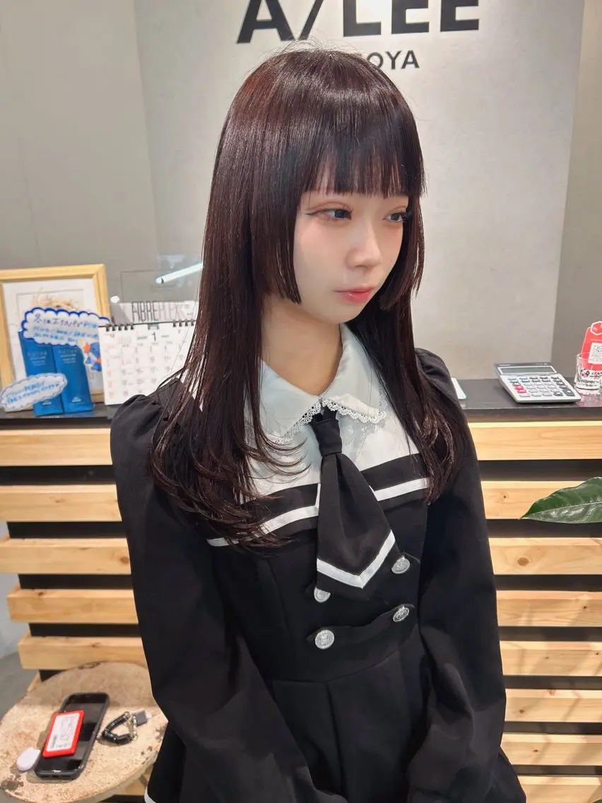 ミディアム カラー レイヤーカット ウルフカット カット ヘアカラー トリートメント ウルフカット レイヤーカット上柿のヘアスタイル