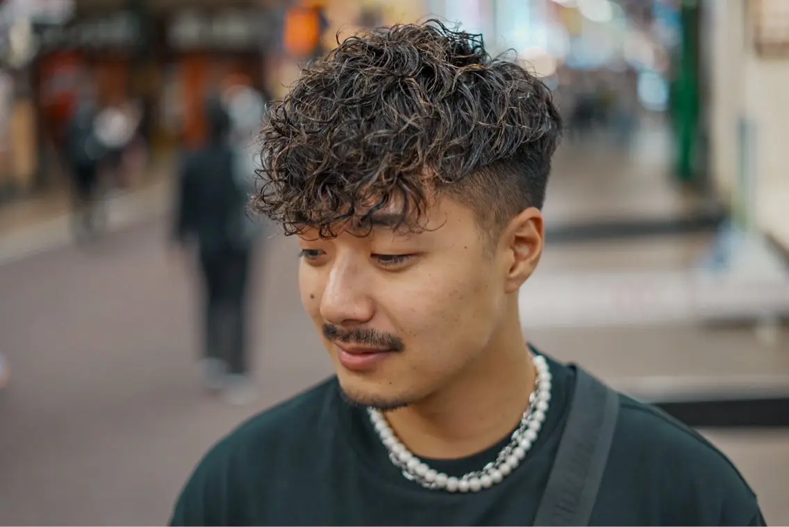 パーマ メンズ スペインカール 栗原 周太郎のヘアスタイル