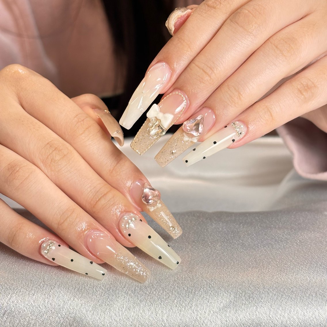 ネイル 桜ネイル 長さ出し フレンチネイル 韓国ネイル マグネットネイル ハンドネイル kiwami305 nail salonのネイルデザイン
