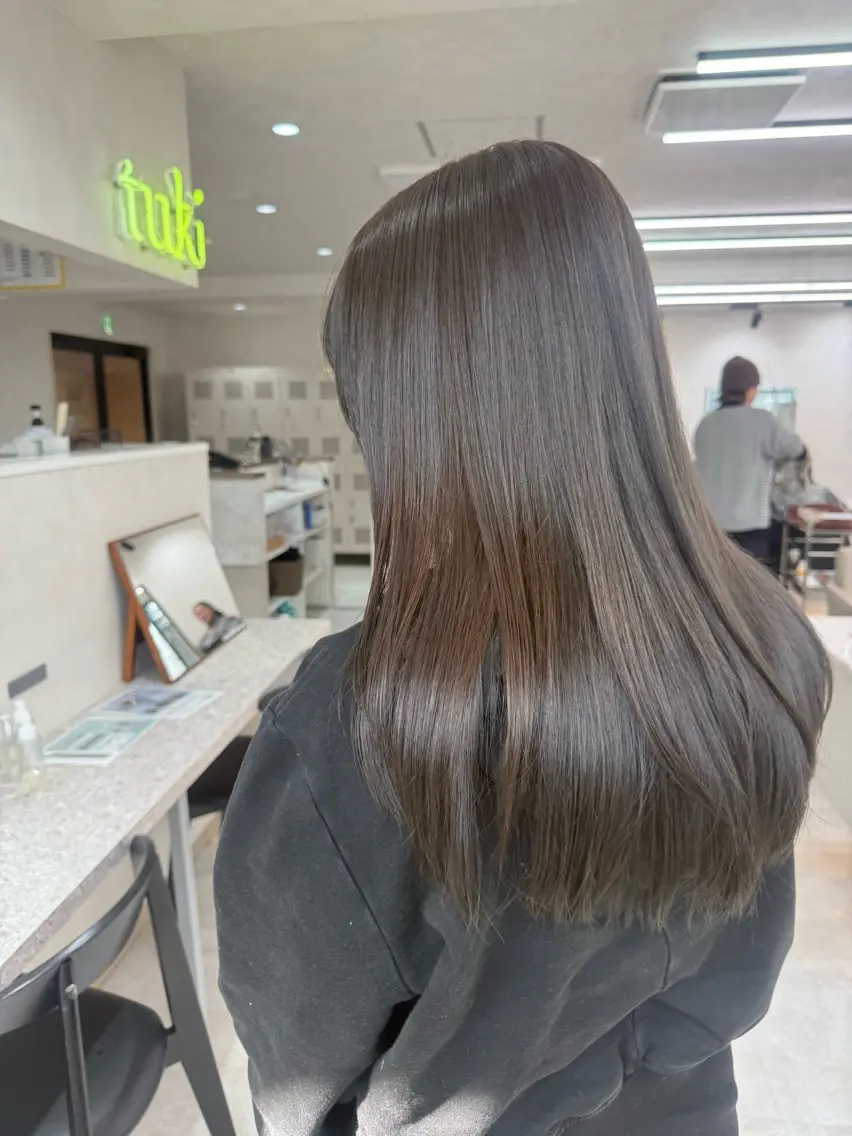 ミディアム カラー 店長 小池アキトのヘアスタイル