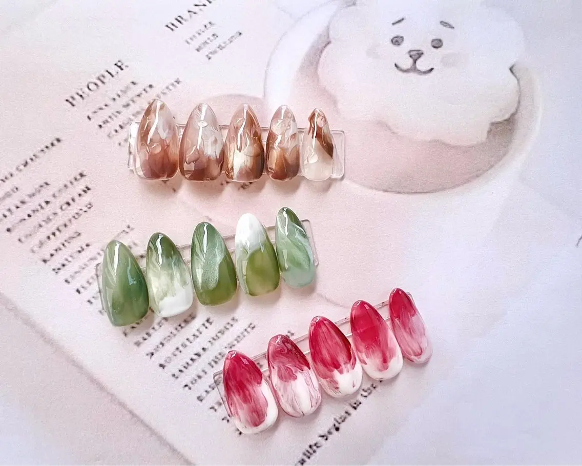 NEW🩷 KUGO秋ネイル💅🩷🩷🩷 カフェラテ☕いちごラテ🍓✨抹茶ラテ🍵🌿‬ネイル💅オフ込み5200円の写真