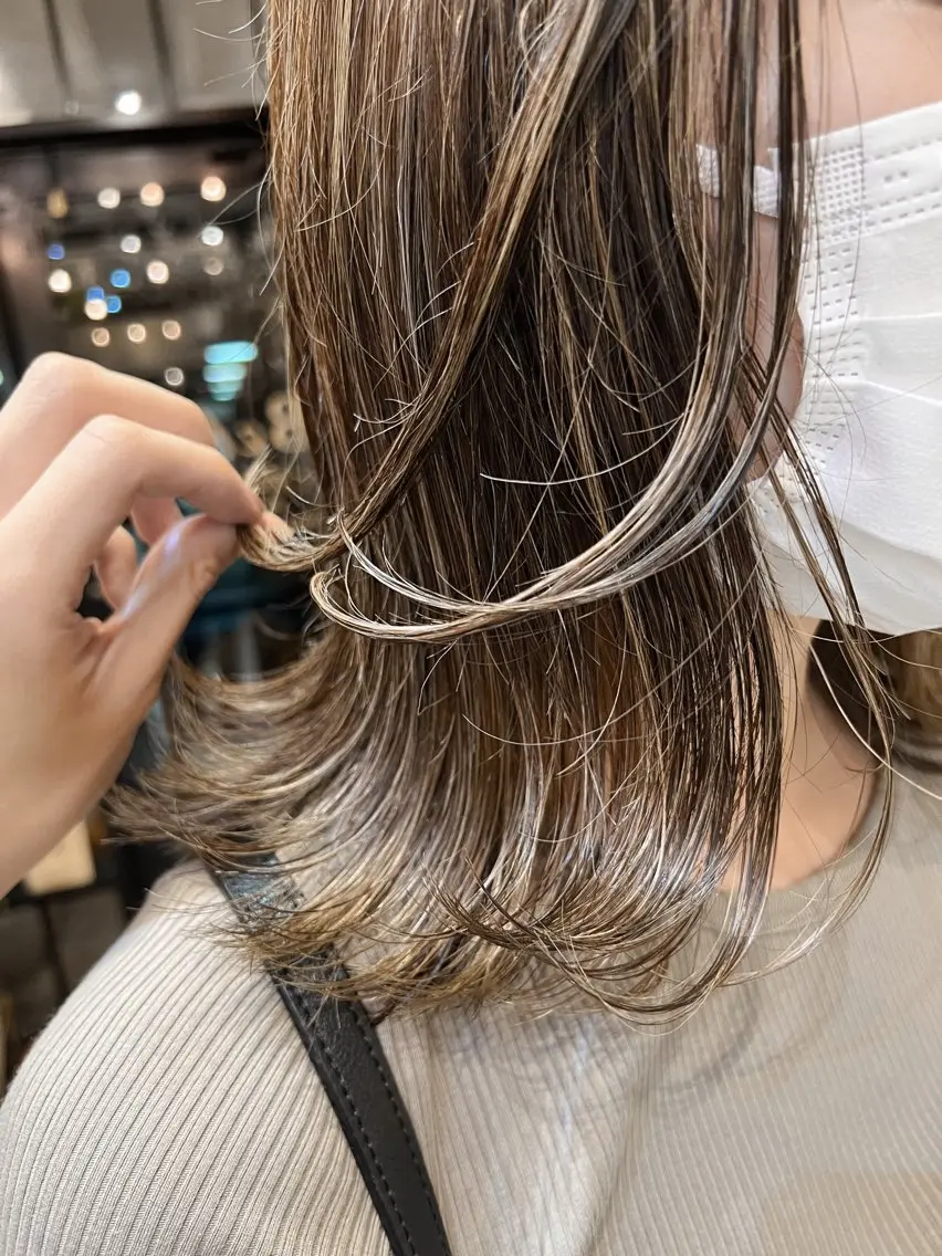 ロング カラー メンズ メンズハイライト ハイライトカラー オレンジ ハイライト 抜きっぱなしブロンド /ハイトーン/カナタのヘアスタイル