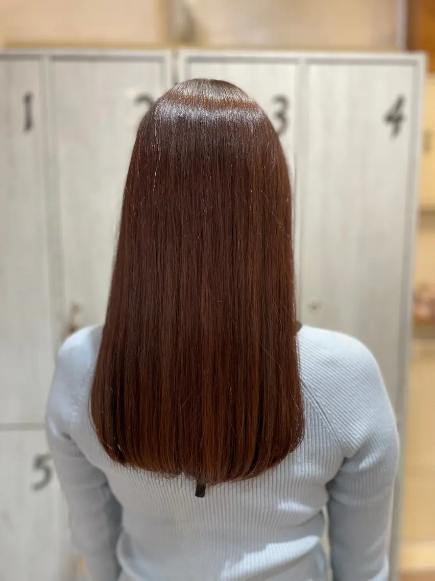 セミロング カット ヘアカラー トリートメント 茅野 あゆ美のヘアスタイル
