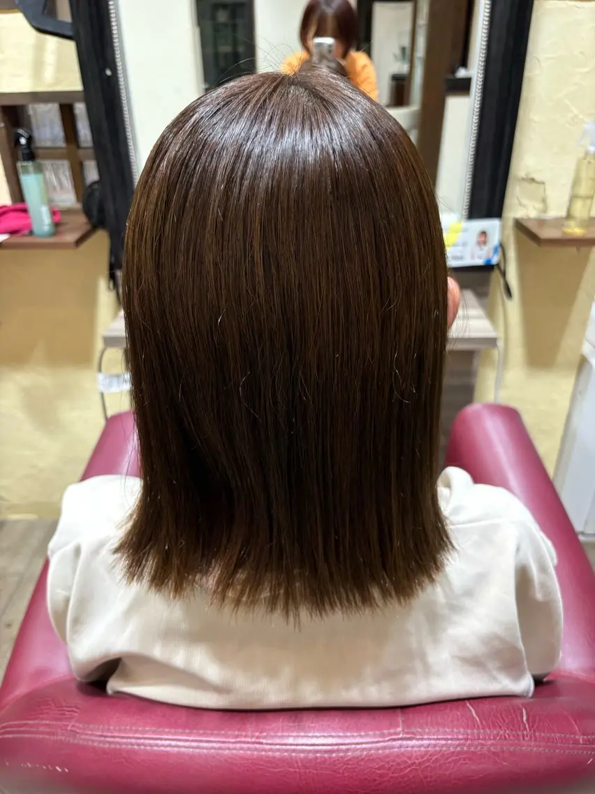 ミディアム 宇井 沙世子のヘアスタイル