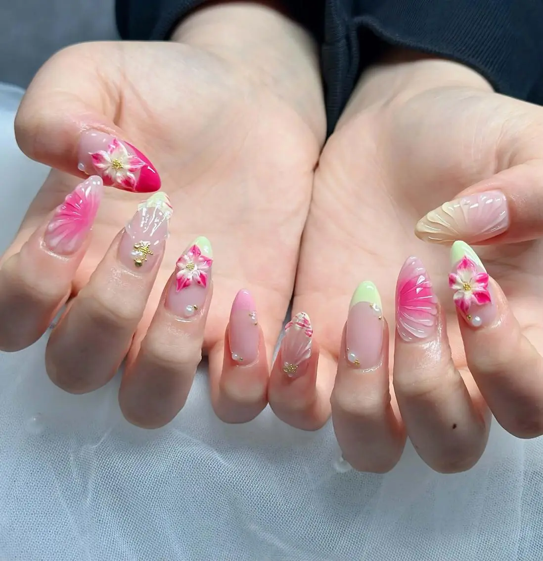 ネイル フレンチネイル ジェルネイル ハロウィン 韓国ネイル マグネットネイル ハンドネイル Hbaby nailのネイルデザイン