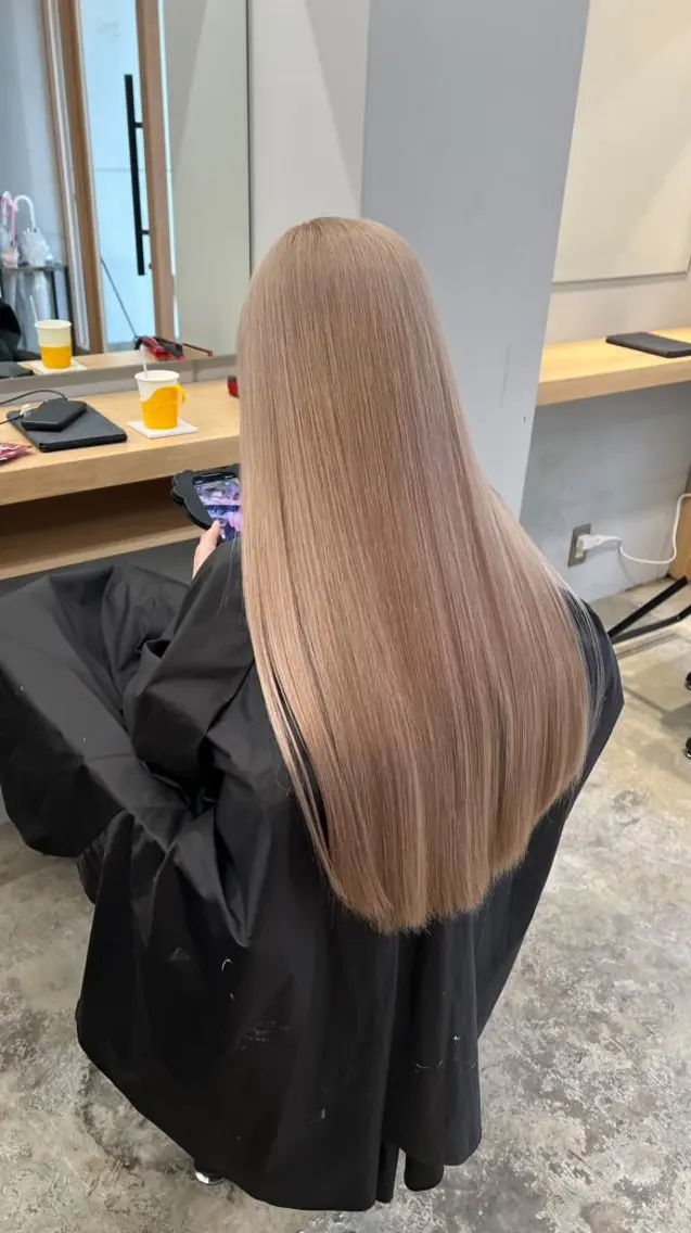 【🌟ご新規様🌟】カット+ブリーチカラー+ワンカラー+4stepトリートメント🩵¥18,500の写真