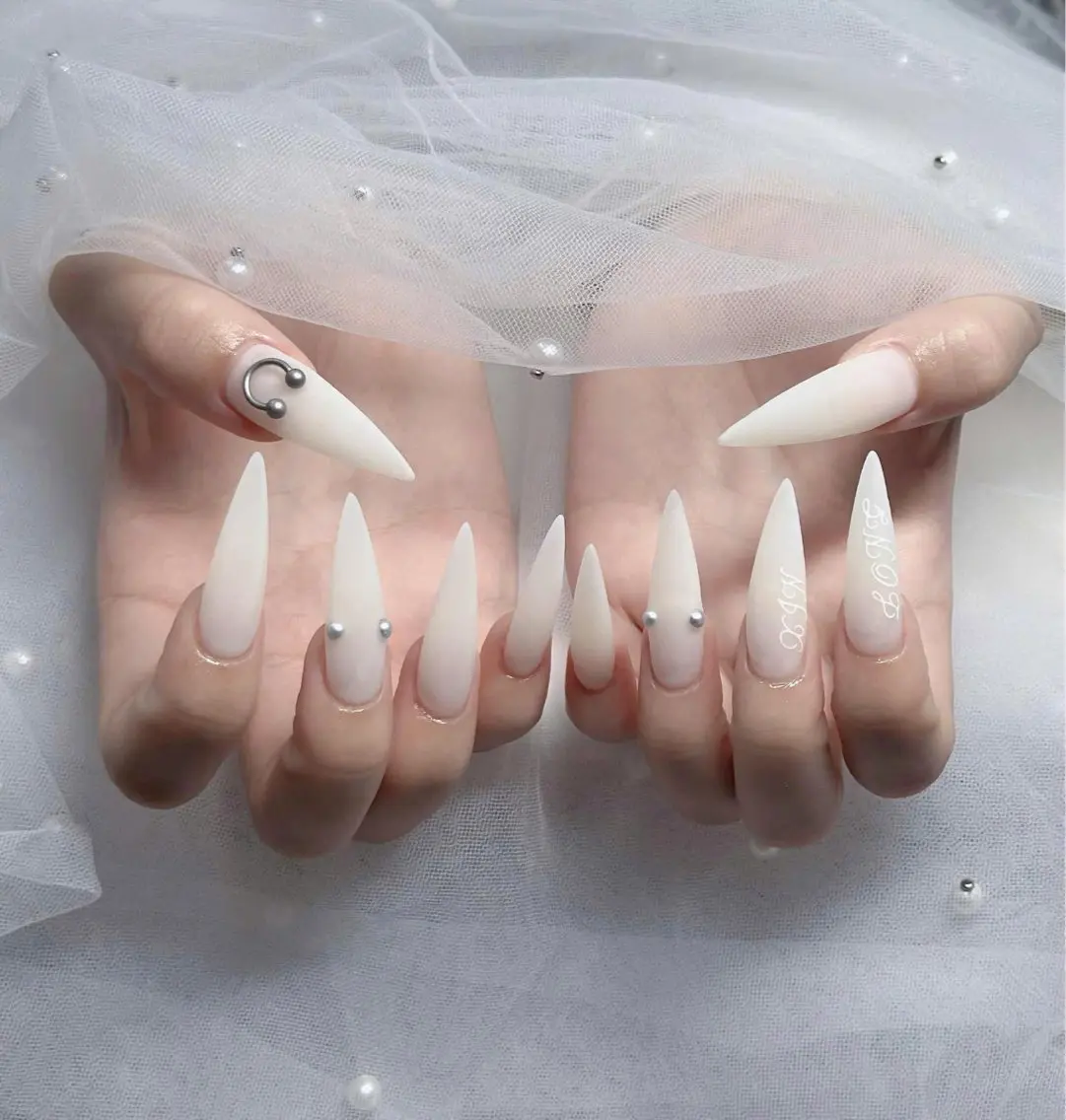 ネイル フレンチネイル ジェルネイル ハロウィン 韓国ネイル マグネットネイル ハンドネイル Hbaby nailのネイルデザイン