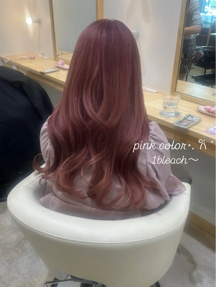 カラー ブリーチ ブリーチなしカラー カット ヘアカラー 淡い暖色カラー🩰 girly ♡ ノアのヘアスタイル