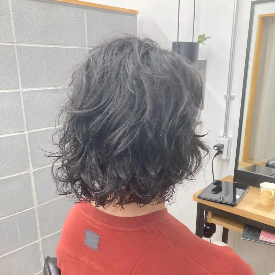 ロング メンズ ロングレイヤー メンズパーマ レイヤーカット ロング メンズ特化/垣見 隼人のヘアスタイル