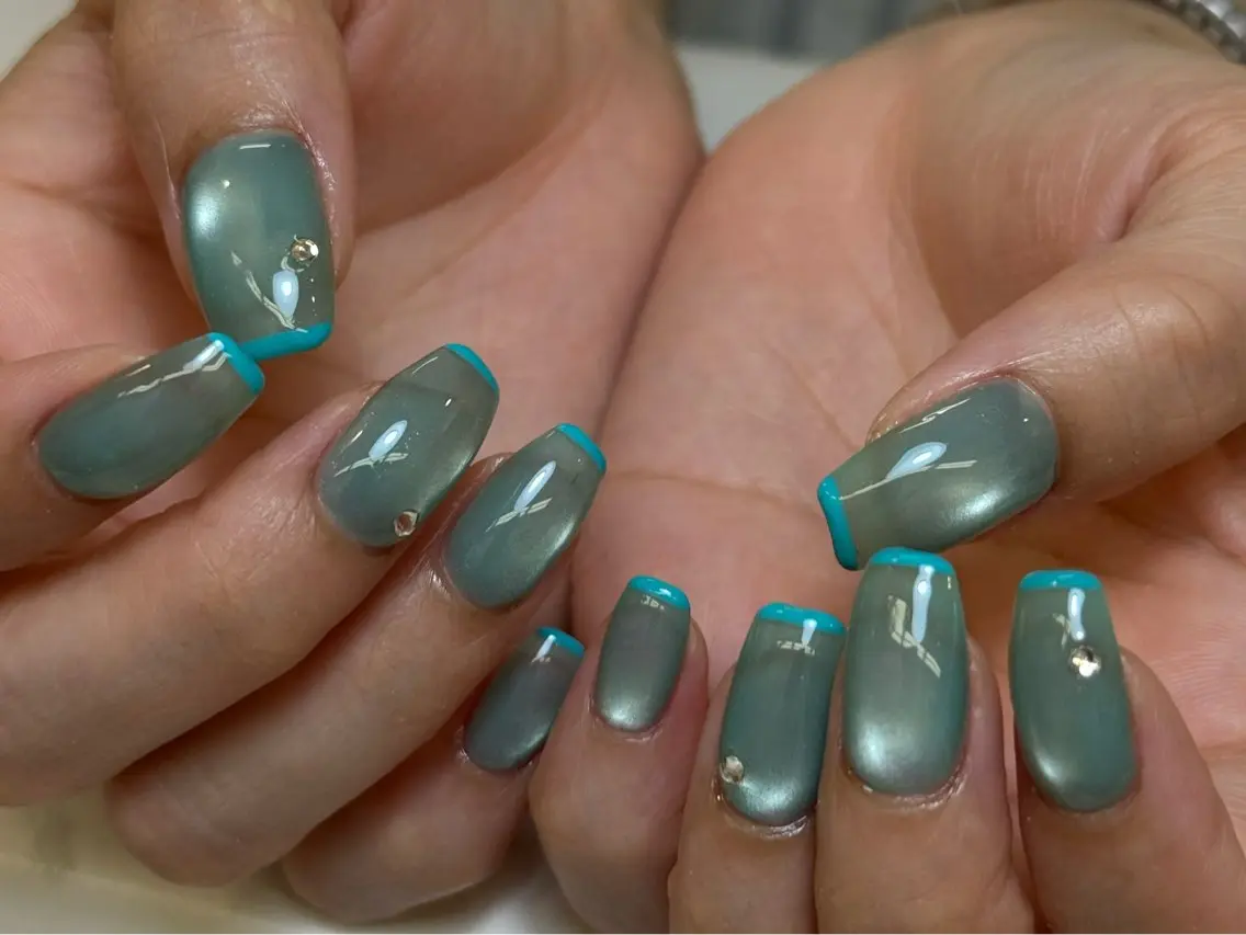 ネイル チークネイル フレンチネイル 韓国ネイル マグネットネイル 持ち込み ハンドネイル LINEA.nail Kozueのネイルデザイン