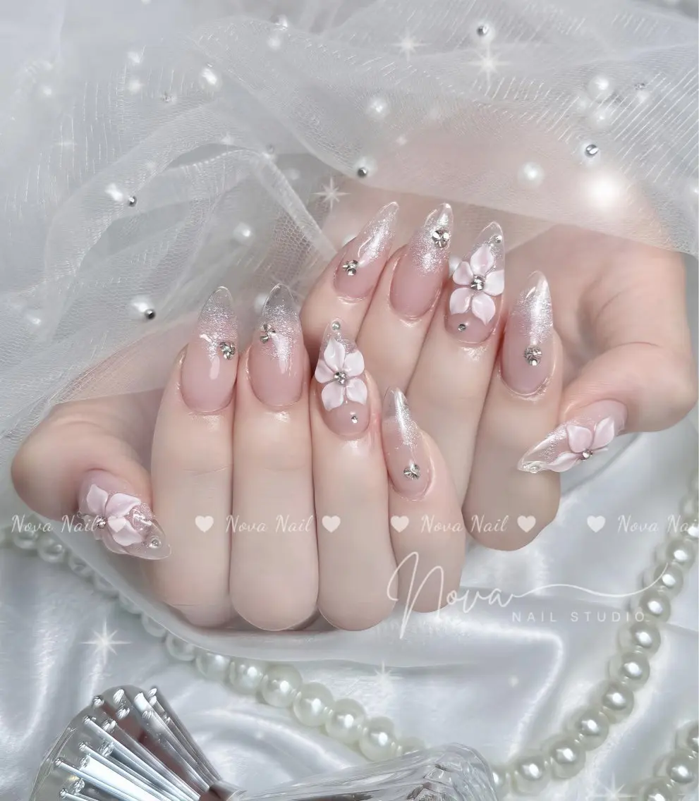 ネイル ハンドネイル ハンドケア Kitty Nail Novaのネイルデザイン
