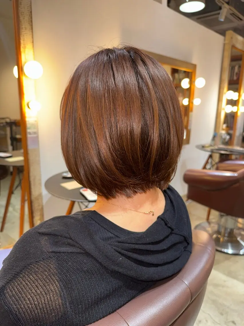 ショート BEHIND THE CURTAIN りこのヘアスタイル