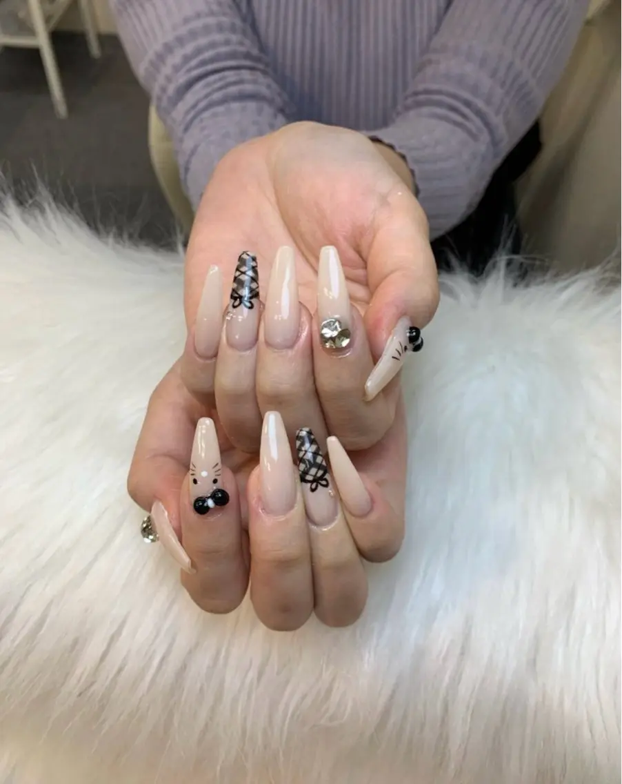 ネイル MoonHi Nail 朝霞台のネイルデザイン