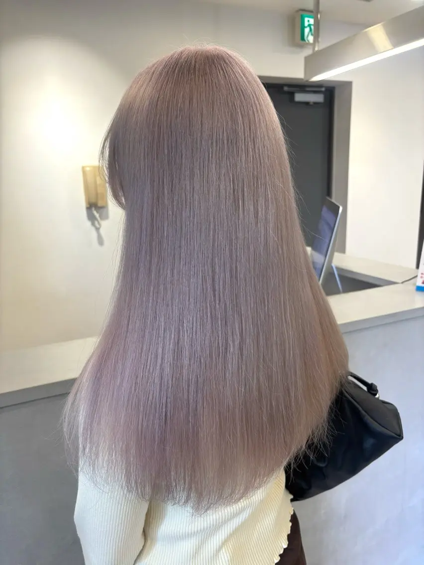 ロング カラー ヘアカラー トリートメント 艶髪ハイトーンカラー kana♡のヘアスタイル