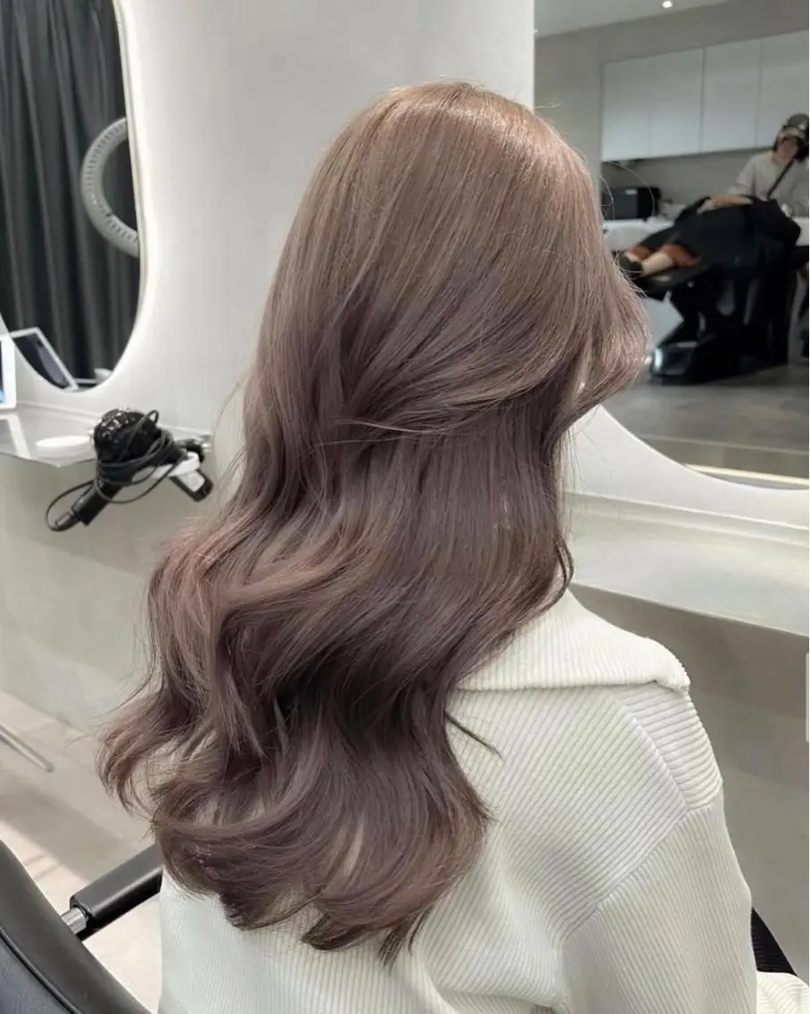 ロング ヘアカラー sera 🎀ベージュのヘアスタイル