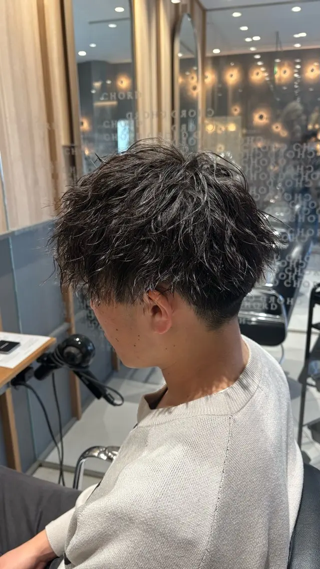 カット＋ツイストスパイラルパーマの写真