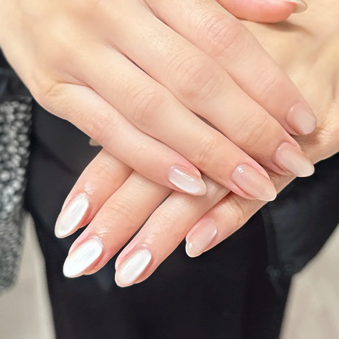 ネイル アートネイル オーロラネイル チークネイル フレンチネイル ガラスフレンチ 🎀YooLi Nail salonのネイルデザイン