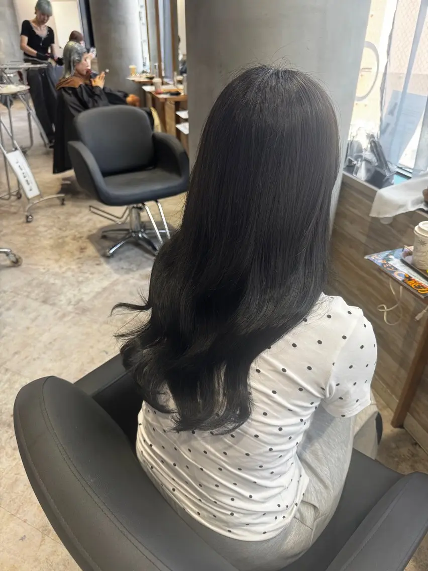 ロング カット ヘアカラー LUPIbyLee Sakuraのヘアスタイル