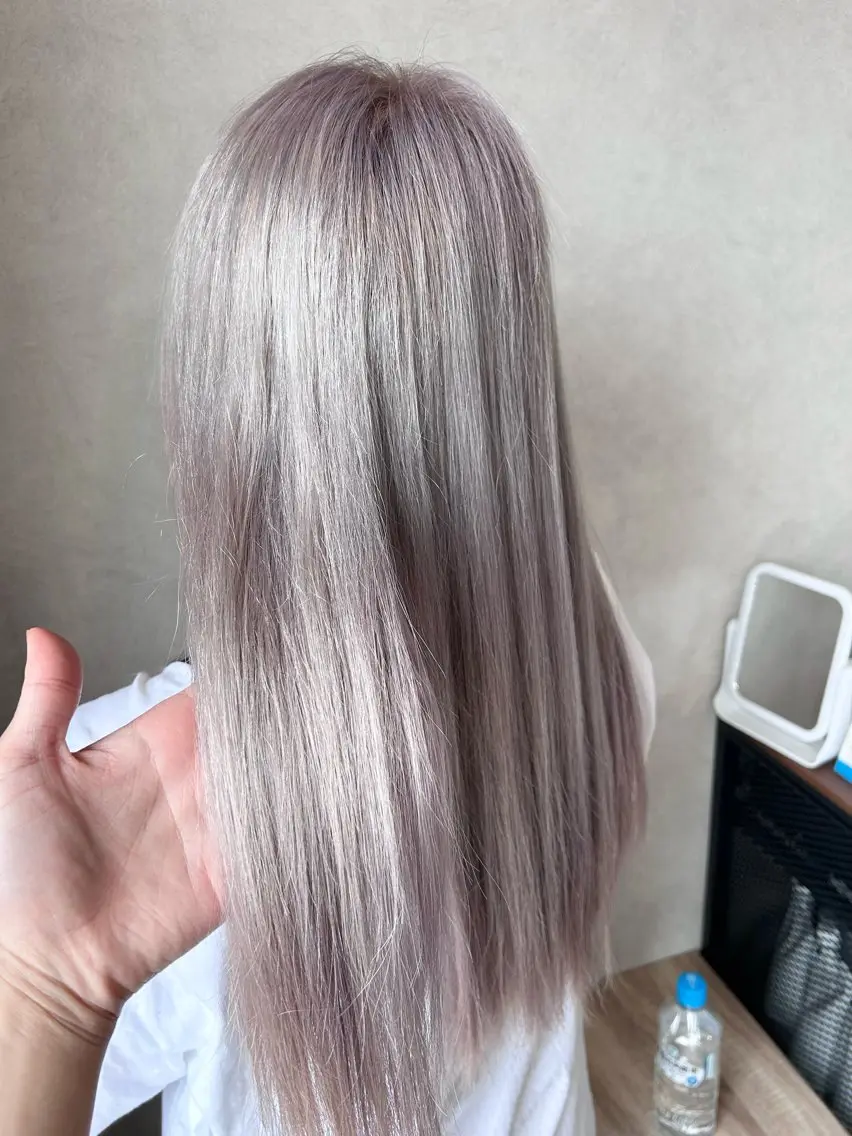 ロング カラー 井手 孔介のヘアスタイル