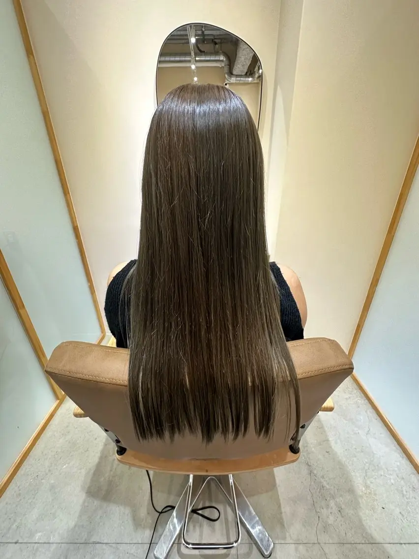 ロング ヘアカラー トリートメント ౨ৎ︎Zina 川口 KIRARI౨ৎのヘアスタイル