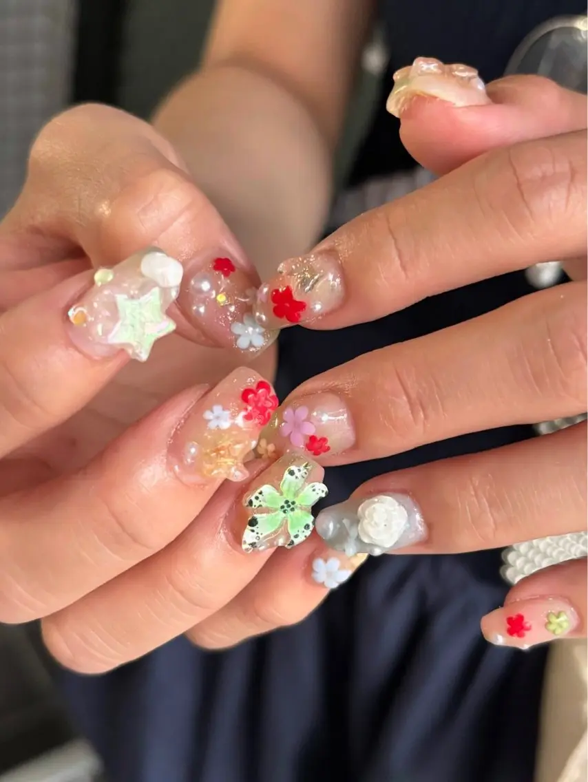ネイル ハンドネイル 🪐富島彩夏 /海外nail🪐のネイルデザイン