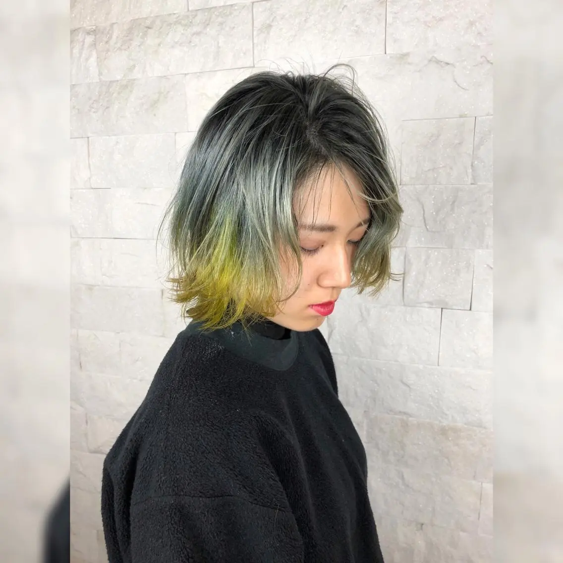 ミディアム 圧倒的美髪ストレート ツダケイタロウのヘアスタイル