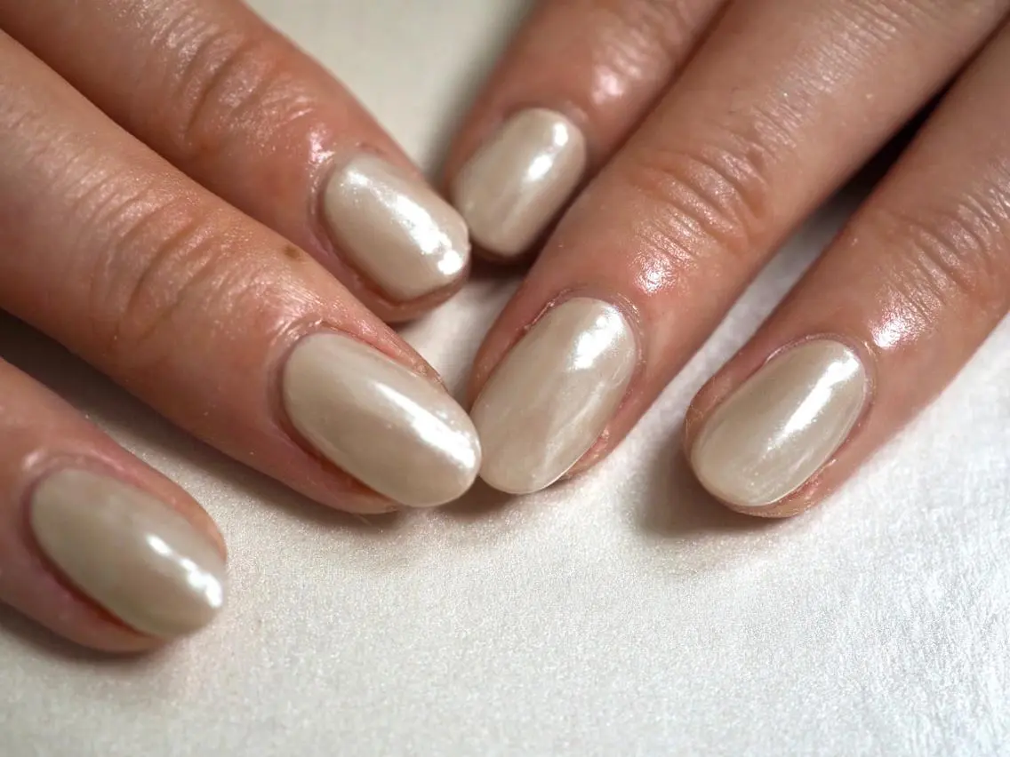ネイル ワンカラーネイル ハンドネイル mogunail &blowのネイルデザイン