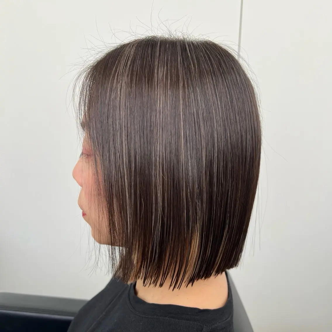 ミディアム ボブ ハイライト 小澤 蘭のヘアスタイル