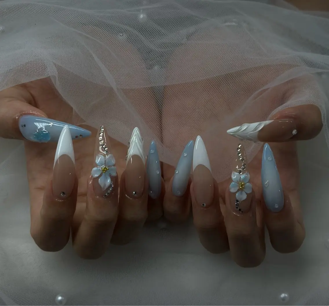 ネイル ハンドネイル R Nailのネイルデザイン