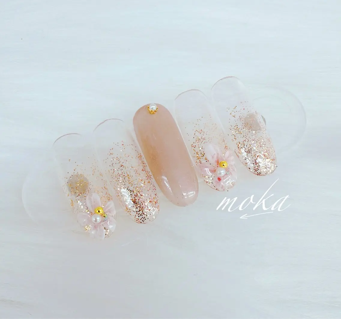 ネイル 胡蝶蘭レディースサロ ンNailMOKAのネイルデザイン