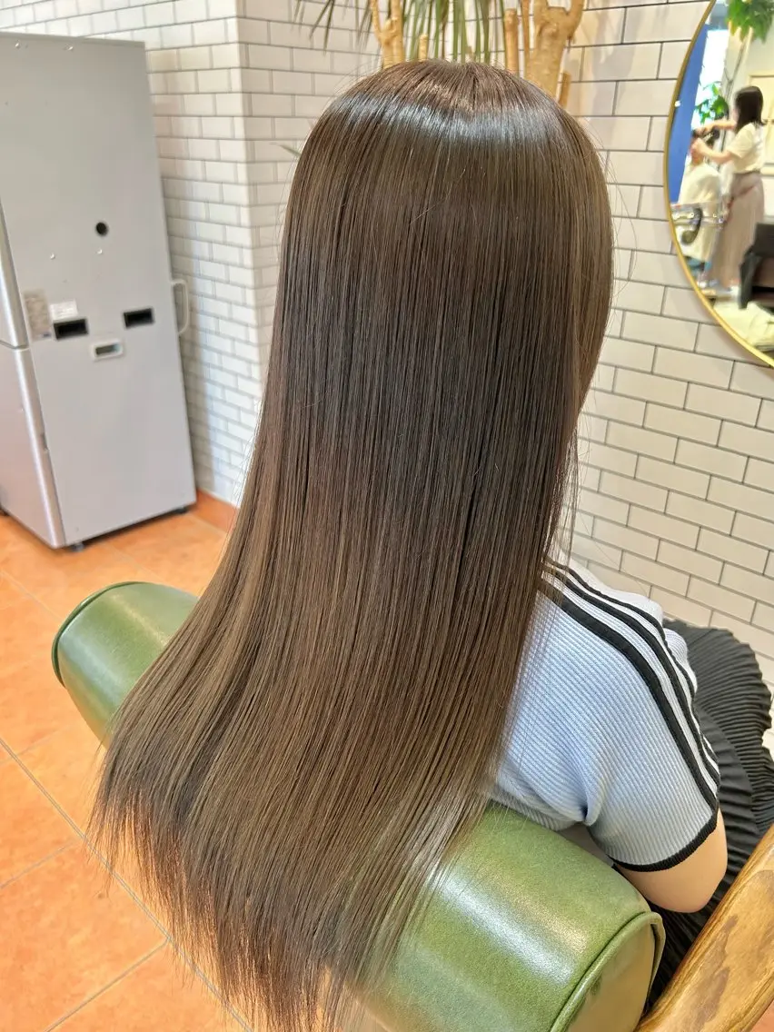 ロング カラー ヘアカラー トリートメント 石井 佑樹のヘアスタイル