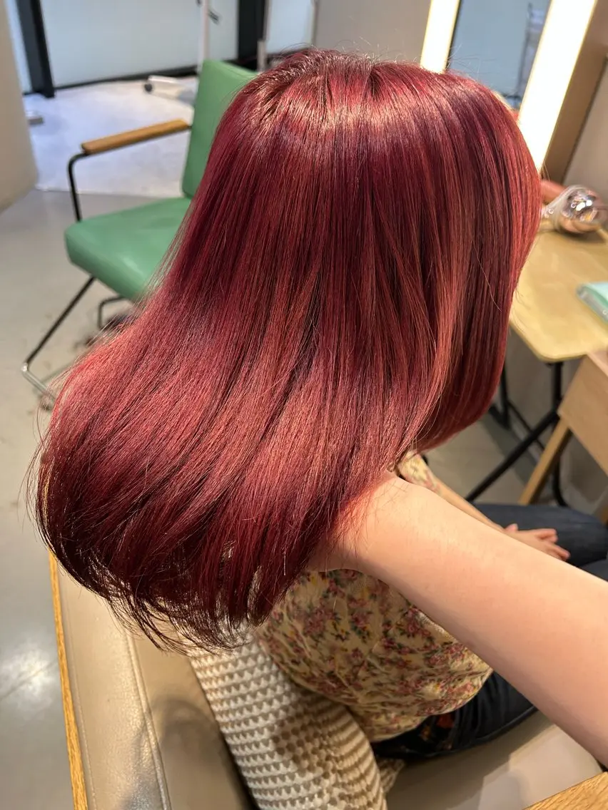 セミロング カラー ブリーチ レッドカラー ヘアカラー トリートメント Hotaru/梅田 /茶屋町のヘアスタイル