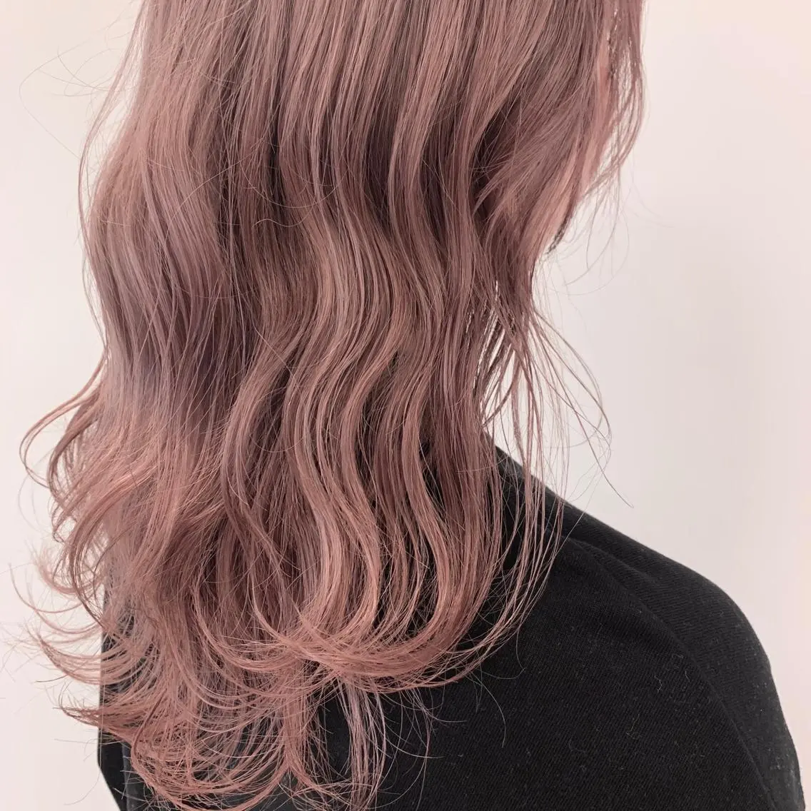 ロング カラー 暖色/ブリーチカラー 🎀 M i k uのヘアスタイル