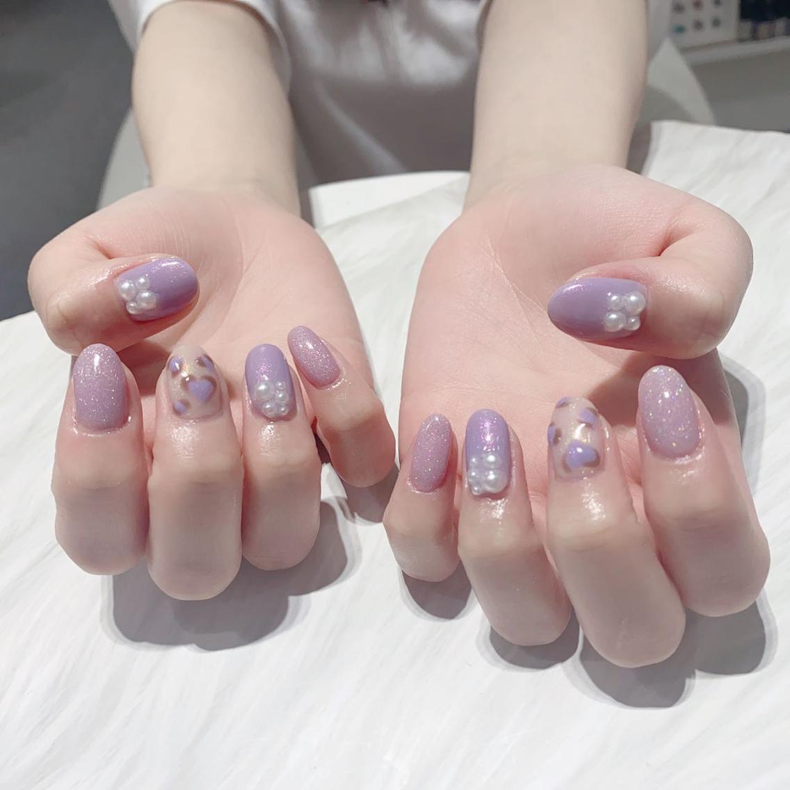ネイル Queens テイのネイルデザイン